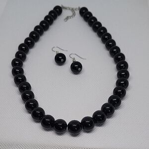 Elegant Black Beaded Necklace and Earring Set